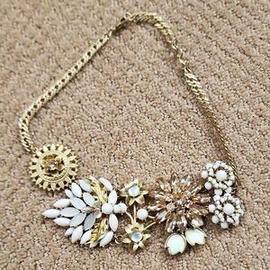Elegant Gold and White Floral Necklace